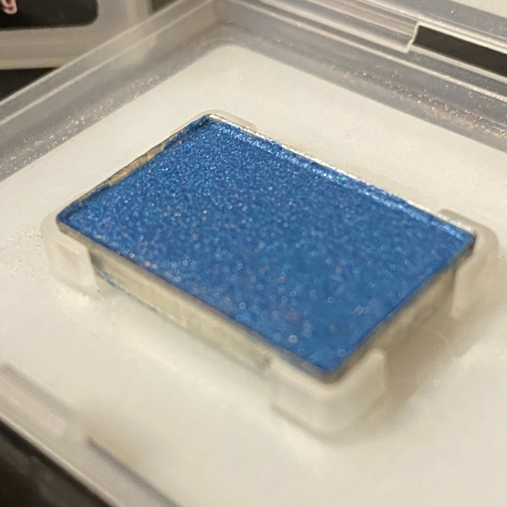 Radiant Blue Mary Kay Chromafusion Eye Shadow